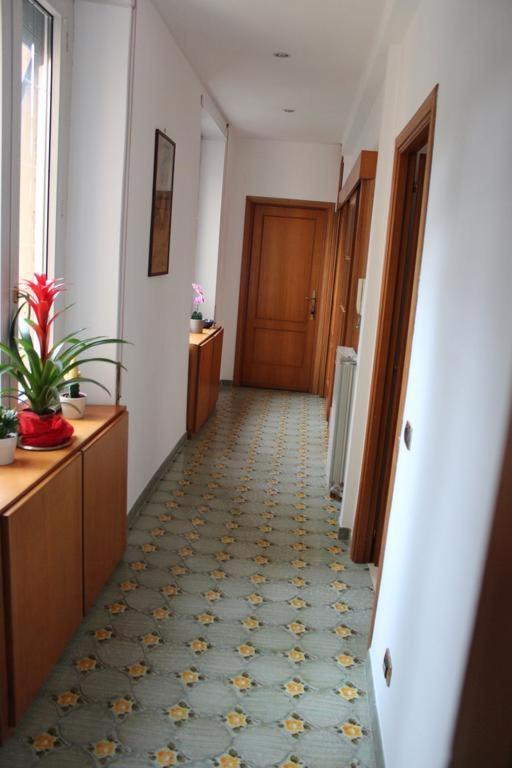 Appartamento Esquilino Di Yan Рим Экстерьер фото