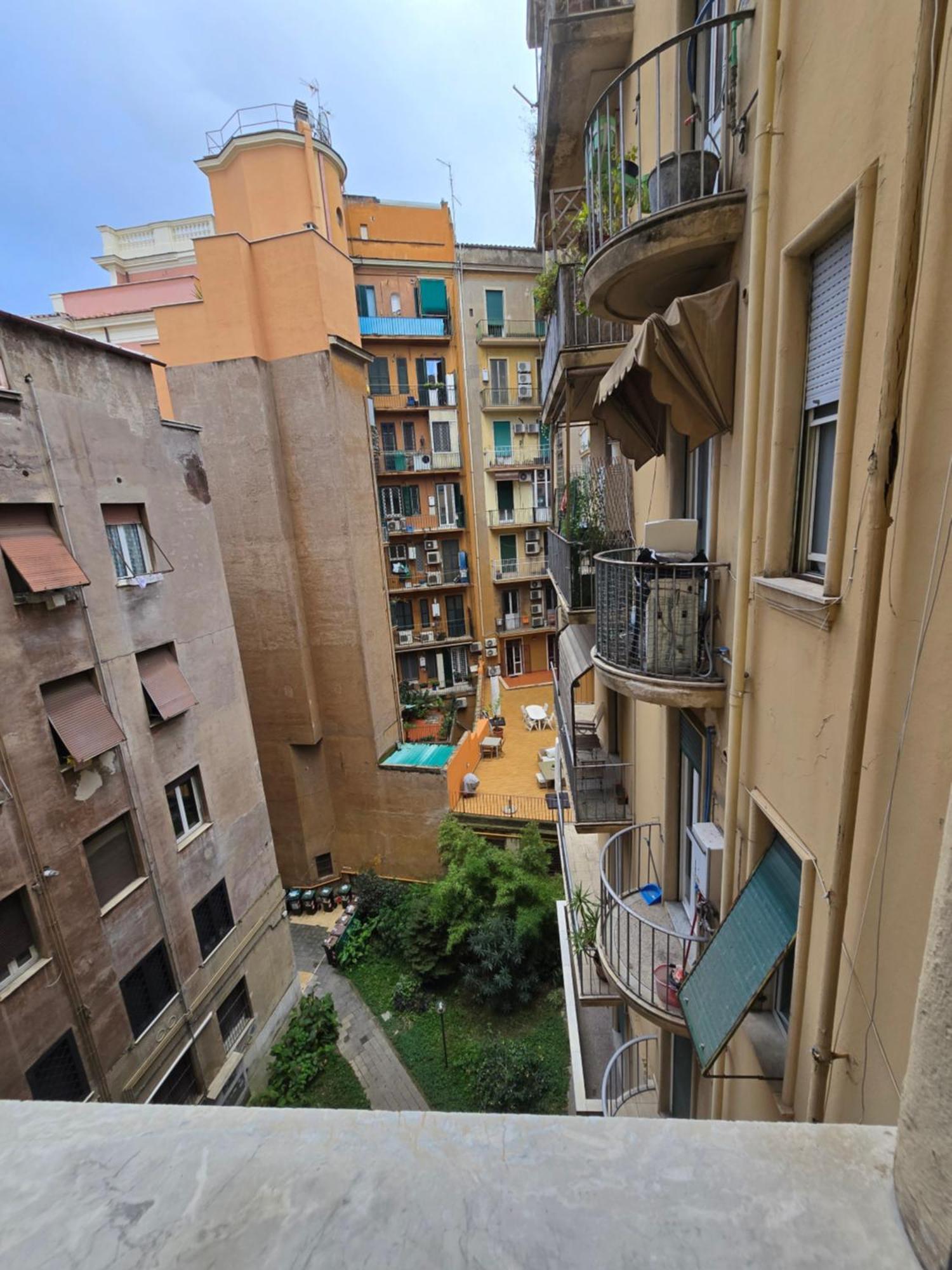 Appartamento Esquilino Di Yan Рим Экстерьер фото