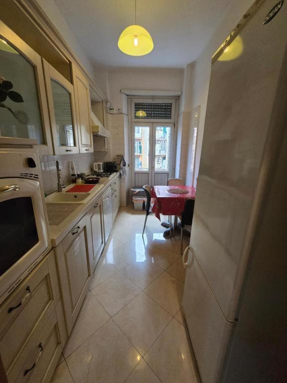 Appartamento Esquilino Di Yan Рим Экстерьер фото