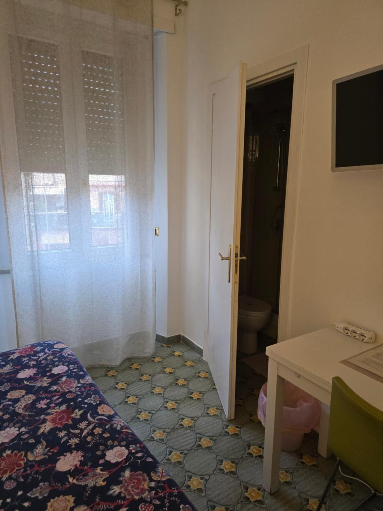 Appartamento Esquilino Di Yan Рим Экстерьер фото
